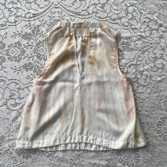 Revolve Bella Dahl Sleeveless Elastic Neck yellow orange ombre Blouse size xs - Picture 4 of 6